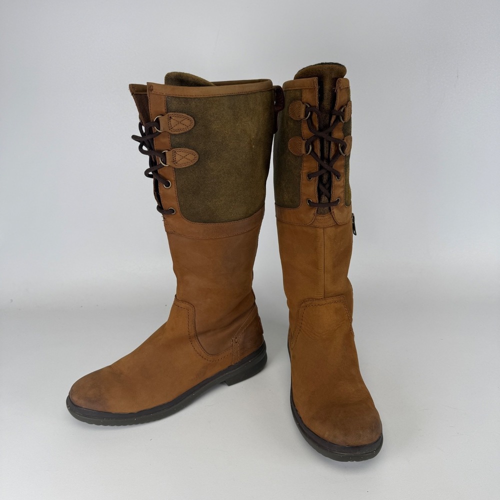 Woman's UGG W Elsa‎ Chestnut Suede Boots Size 9 Excellent Condition